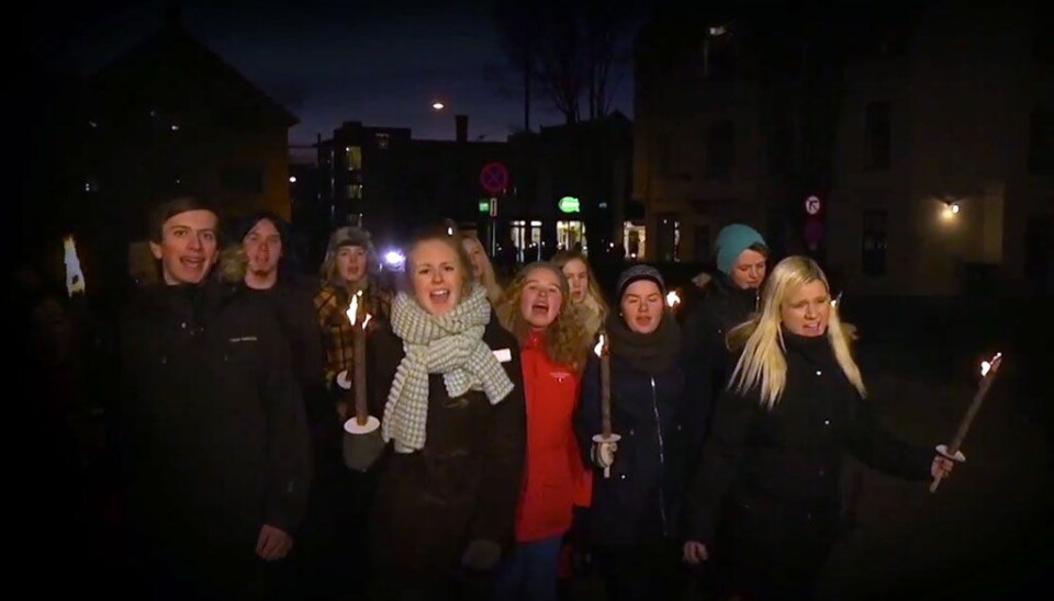 Fakkeltog ble musikkvideo