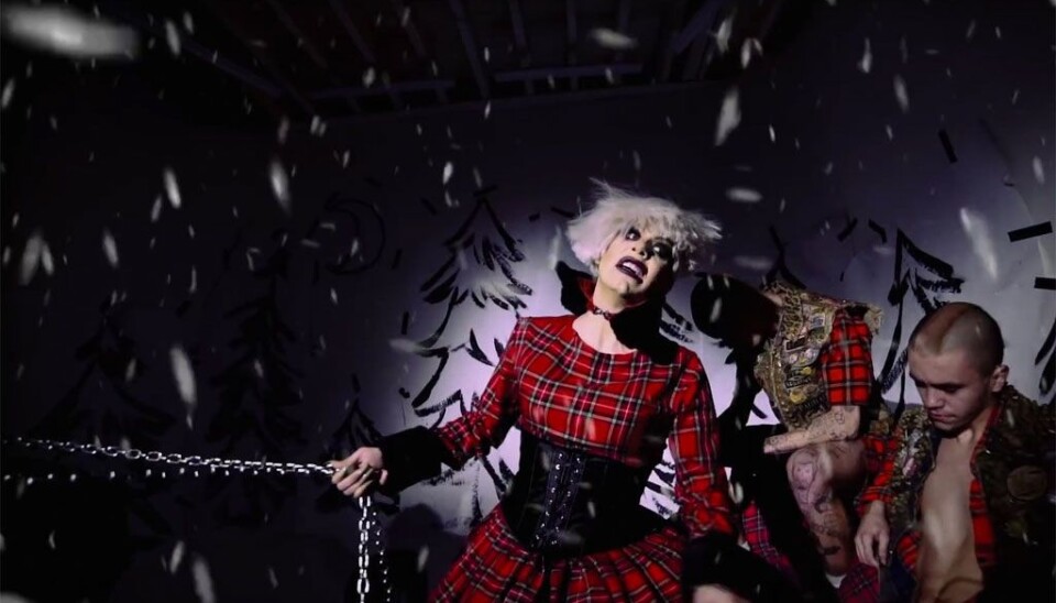 Sharon Needles har baller