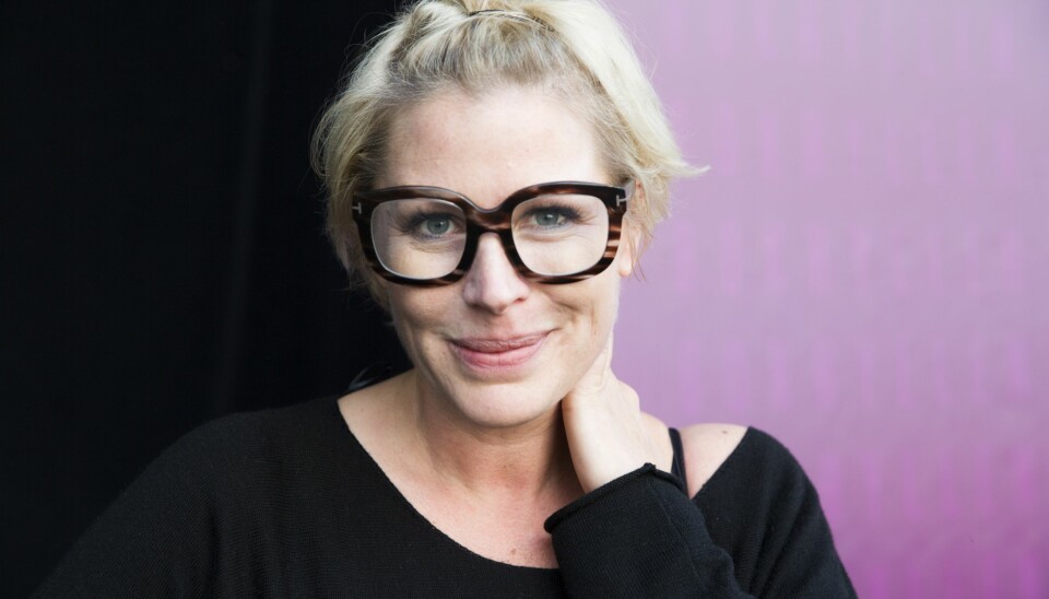 OSLO 20140913.
Komiker Anne-Kat Hærland (med kokeboka Latterlig enkelt, latterlig godt) på hovedscenen under Oslo Bokfestival 2014.