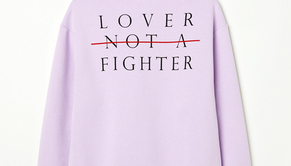 Lover Not A Fighter hettegenser fra H&M. Foto: H&M.