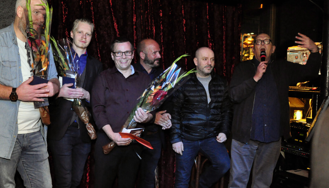 Premieutdeling på London Pub. Foto: Reidar Engesbak. Premieutdeling på London Pub. Foto: Reidar Engesbak.