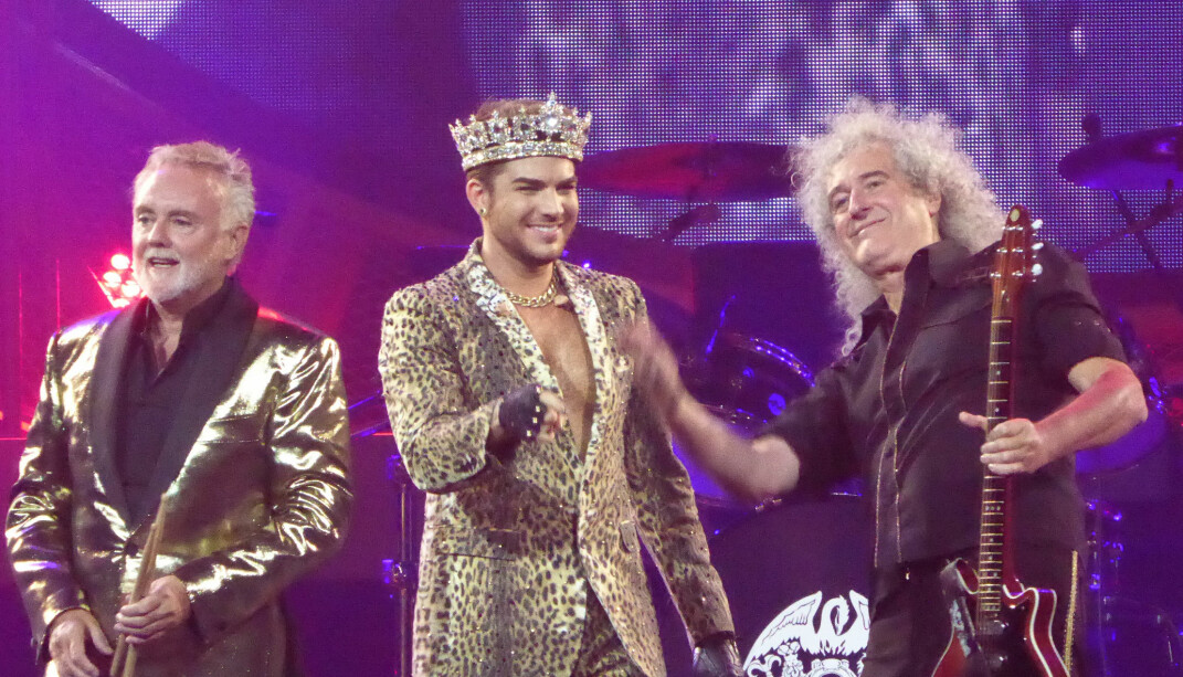 Adam Lambert med bandet Queen