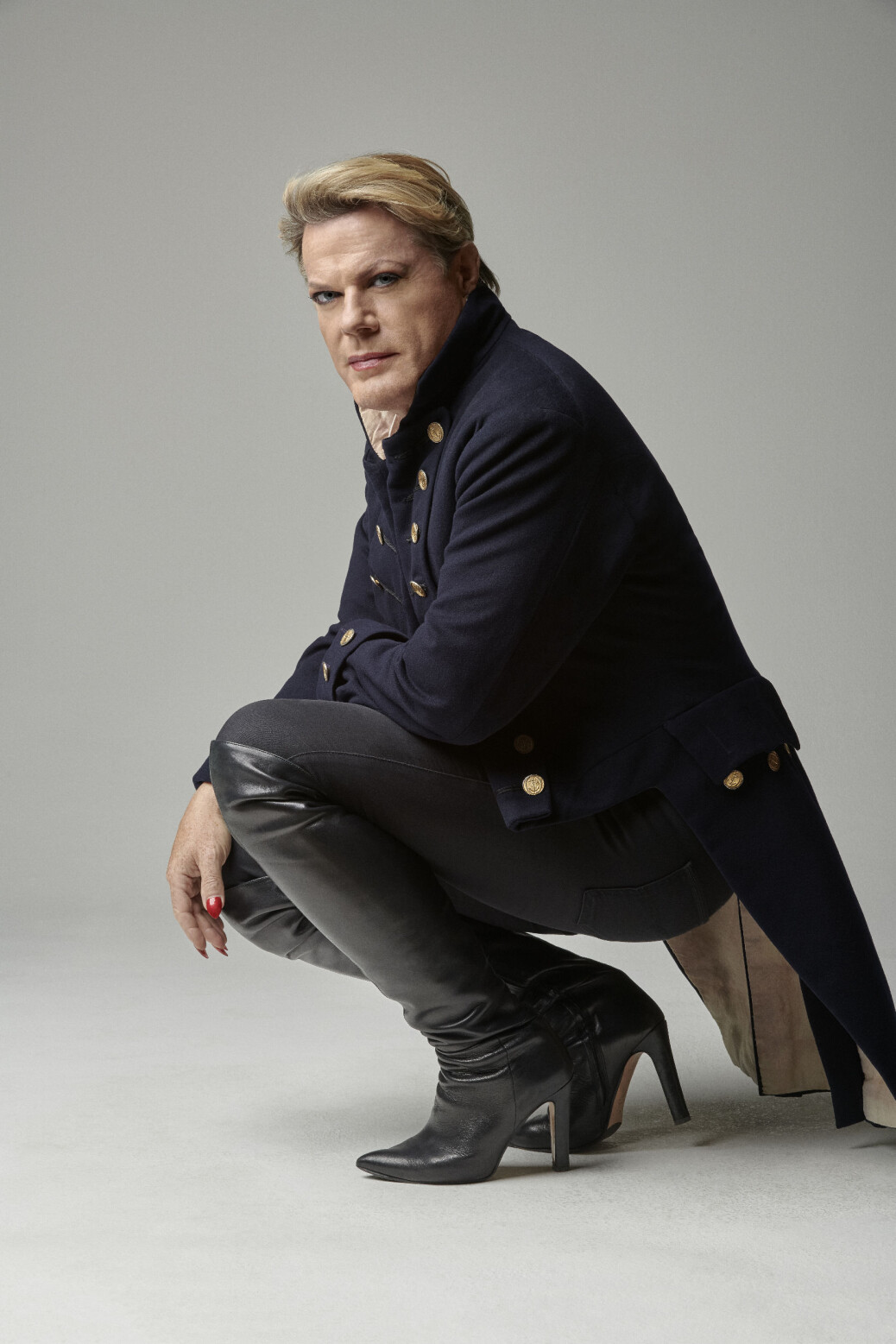 «Ikke anbefalt for nazister», heter det i pressemeldingen når Eddie Izzard melder sin ankomst til Norge med stand up-showet «Wunderbar». «Ikke anbefalt for nazister», heter det i pressemeldingen når Eddie Izzard melder sin ankomst til Norge med stand up-showet «Wunderbar».