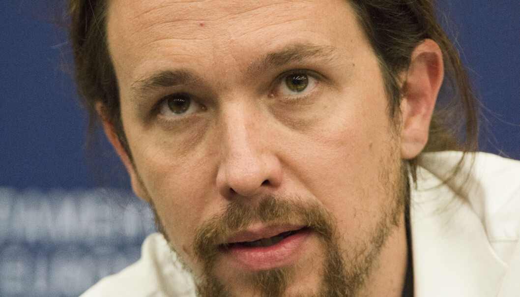 Spanias minister for sosiale rettig-
heter, Pablo Iglesias, kunngjort at de vil innføre en lov som skal anerkjenne alle familiemodeller. Spanias minister for sosiale rettig-
heter, Pablo Iglesias, kunngjort at de vil innføre en lov som skal anerkjenne alle familiemodeller.