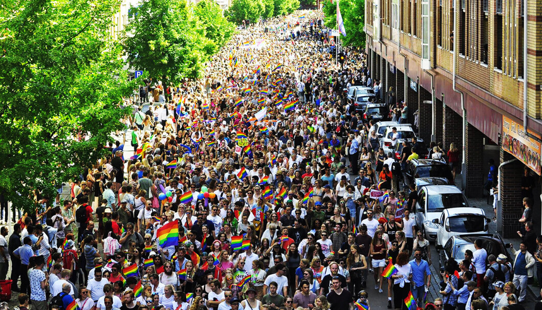 Oslo Pride-paraden i 2017 gikk tradisjonen tro over Grønland. Oslo Pride-paraden i 2017 gikk tradisjonen tro over Grønland.