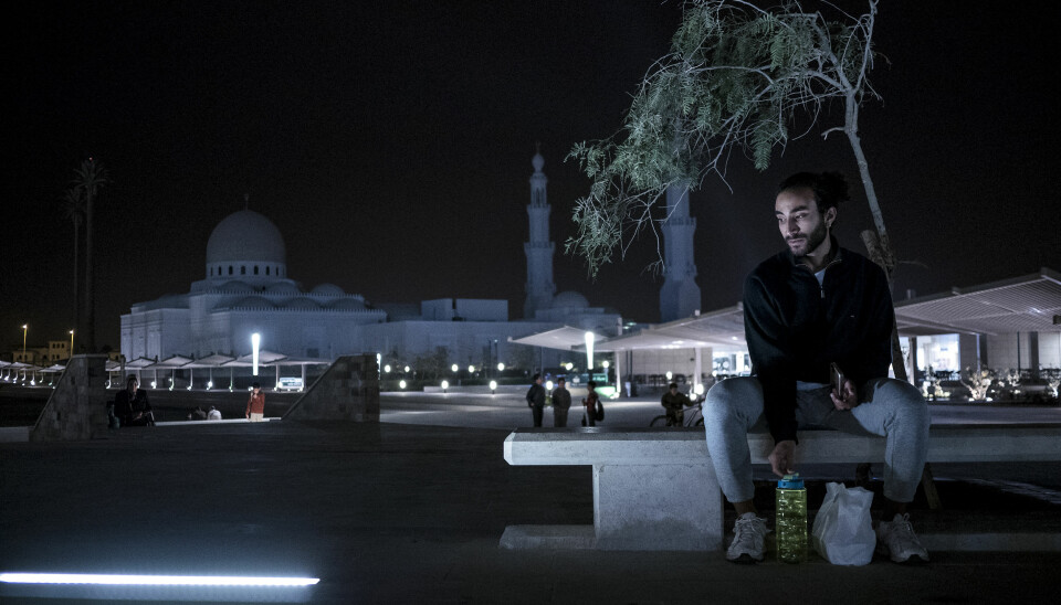 – Min religiøse tro forteller meg at jeg kunne elske hvem jeg vil, sier Yussuf utenfor en moské i Kairo – i landet der sånne som han kan fengsles i opptil fem år.