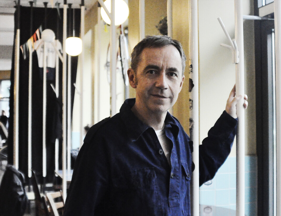 I «Barn» har Dag Johan Haugerud fått med seg et stjernelag av norske skuespillere: Henriette Steenstrup, Jan Gunnar Røise, Thorbjørn Harr, Andrea Bræin Hovig, Hans Olav Brenner og Anne Marit Jacobsen. I «Barn» har Dag Johan Haugerud fått med seg et stjernelag av norske skuespillere: Henriette Steenstrup, Jan Gunnar Røise, Thorbjørn Harr, Andrea Bræin Hovig, Hans Olav Brenner og Anne Marit Jacobsen.