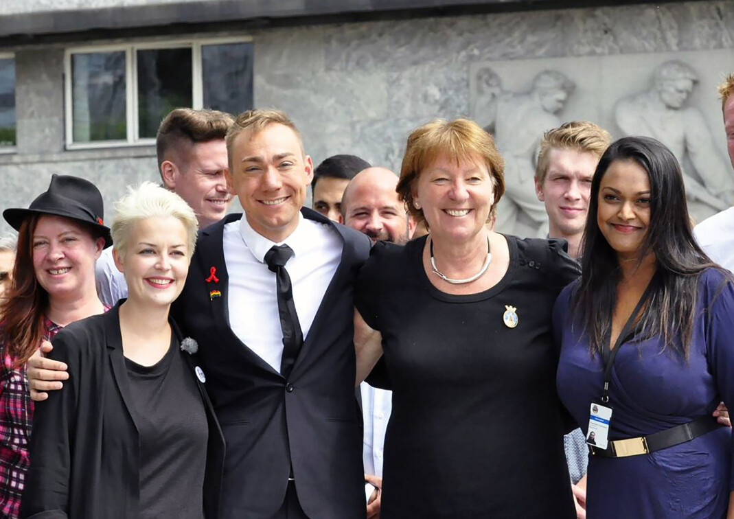 Hans Heen Sikkeland, her sammen med FRI-leder Ingvild Endestad, ordfører i Oslo, Marianne Borgen og varaordfører Kamzy Gunaratnam. Hans Heen Sikkeland, her sammen med FRI-leder Ingvild Endestad, ordfører i Oslo, Marianne Borgen og varaordfører Kamzy Gunaratnam.