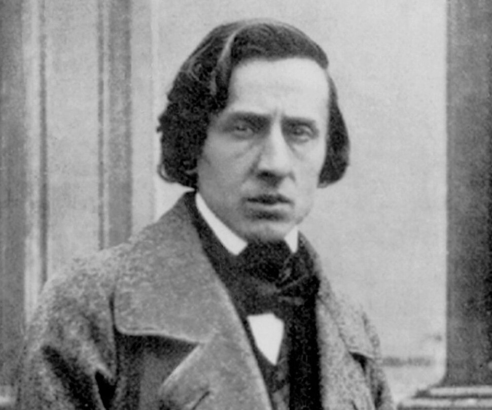 Nye undersøkelser av komponist Frédéric François Chopin brevutvekslinger avslører at komponisten hadde romantiske forhold til andre menn.