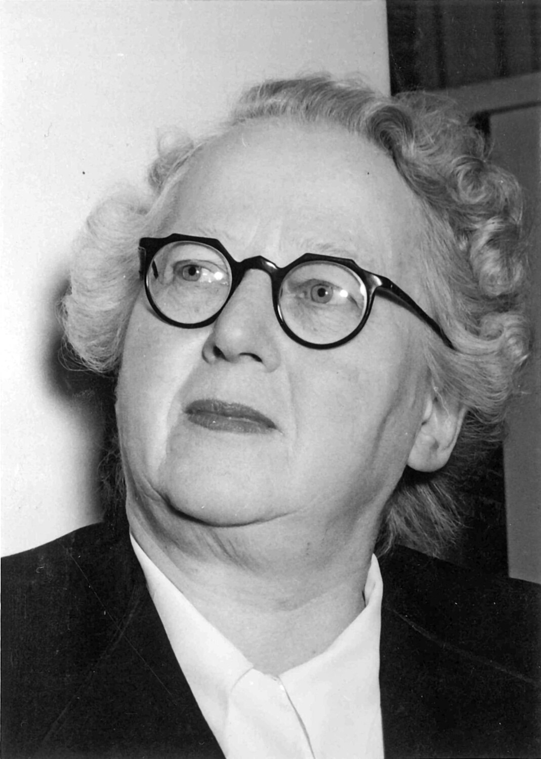 Pauline Hall. Portrett fra ca. 1953. Pauline Hall. Portrett fra ca. 1953.