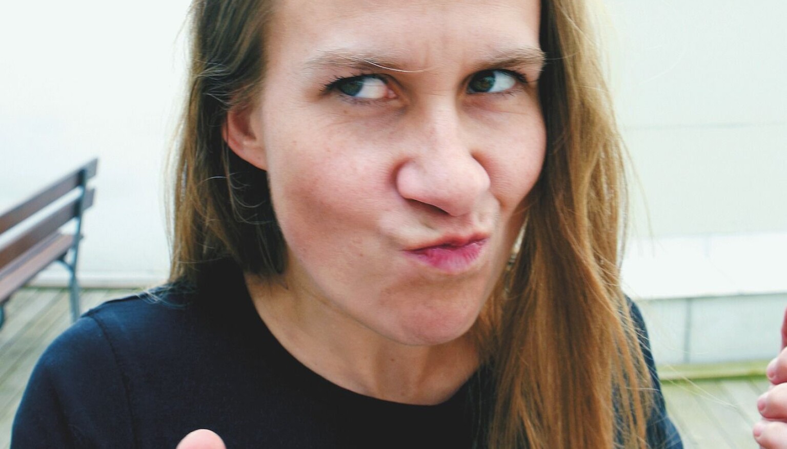 Camilla Bogetun Johansen (41). Debuterte med romanen «Egen maske først», Cappelen Damm, 2021. Camilla Bogetun Johansen (41). Debuterte med romanen «Egen maske først», Cappelen Damm, 2021.