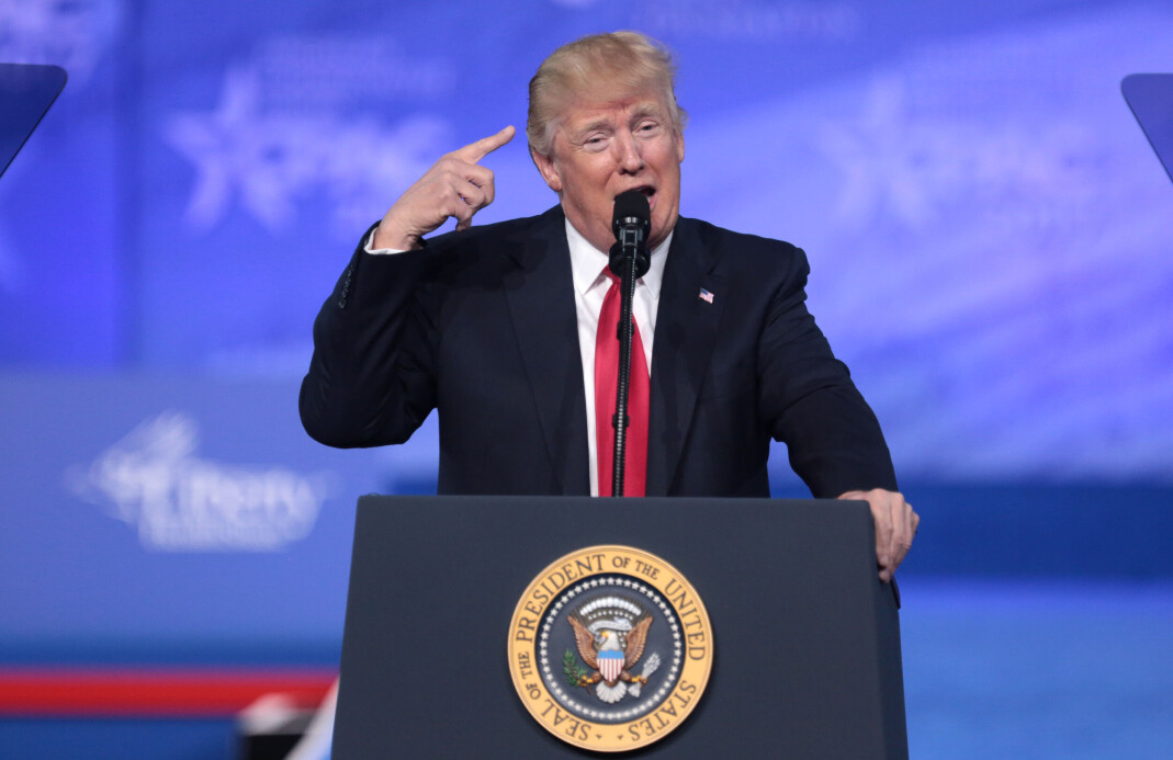 Førsteamanuensis Masanori Kuroki mener studiens resultater avslører «en bekymringsfull økning i dårlig psykisk helse blant lhbt-personer etter at Trumps presidentskap ble en reell mulighet.» Førsteamanuensis Masanori Kuroki mener studiens resultater avslører «en bekymringsfull økning i dårlig psykisk helse blant lhbt-personer etter at Trumps presidentskap ble en reell mulighet.»