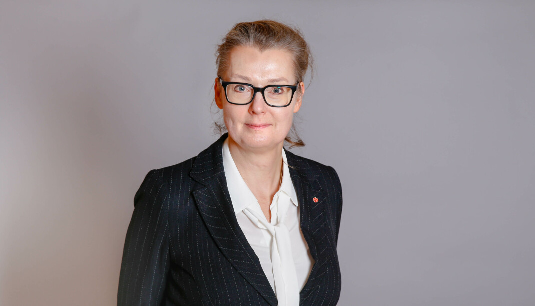 Lina Axelsson Kihlblom blir den første transpersonen i Sverige i ministerpost. Lina Axelsson Kihlblom blir den første transpersonen i Sverige i ministerpost.