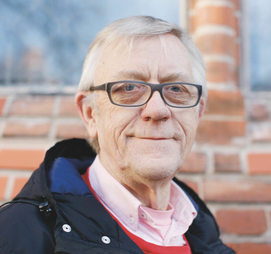 Aasmund Robert Vik (74), pensjonert scenetekniker på Den norske Opera og Nationaltheatret. Vik har vært aktiv i homobevegelsen siden 1969. Startet Åpen Kirkegruppe i 1976, og var leder i Landsstyret 1977-1979. Startet med seniorarbeidet i LLH i 2009, og siden 2016 har han arrangert Regnbuetreff for eldre skeive. I 2015 fikk han Den nasjonale frivillighetsprisen for innsatsen i homo- bevegelsen.