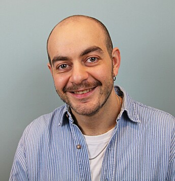 «De store institusjonene bør holde seg for gode til å søke disse midlene og heller programmere skeivt med de midlene de allerede får tildelt», skriver Bassel Hatoum. «De store institusjonene bør holde seg for gode til å søke disse midlene og heller programmere skeivt med de midlene de allerede får tildelt», skriver Bassel Hatoum.