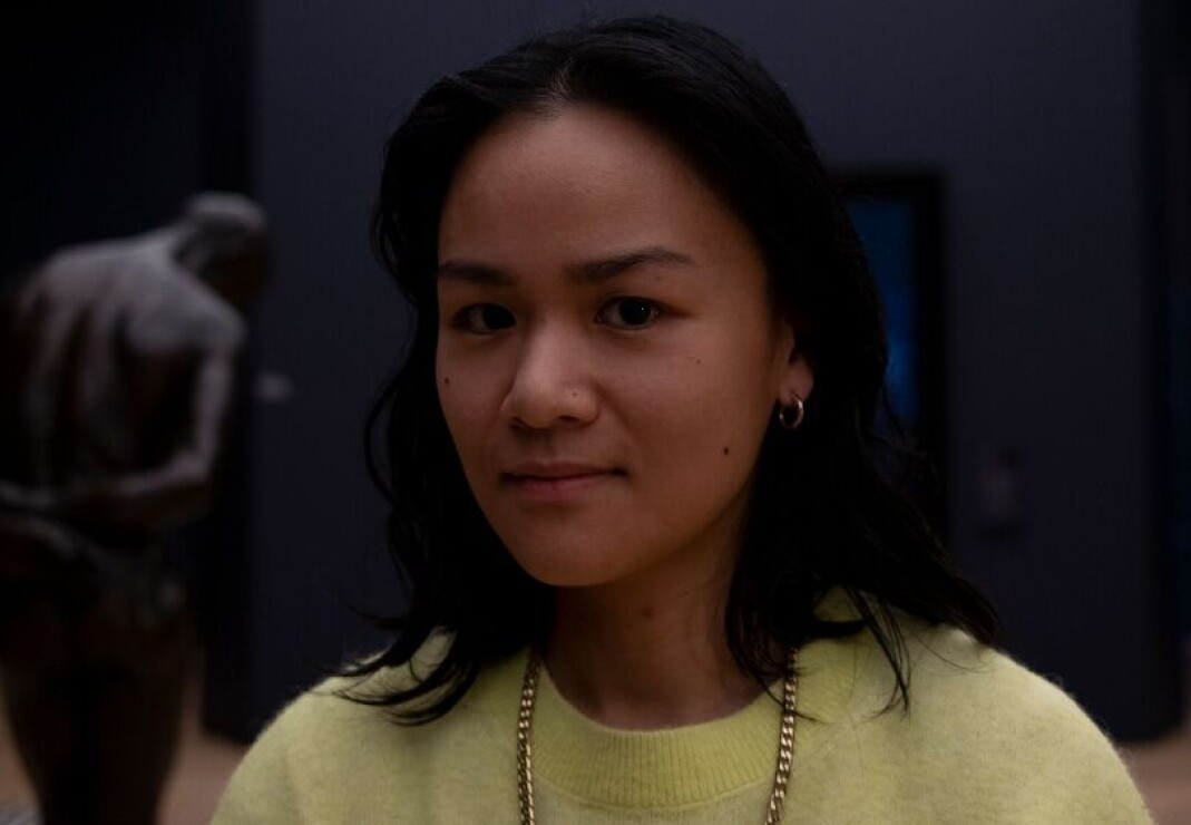 Yenni Lee. Yenni Lee.