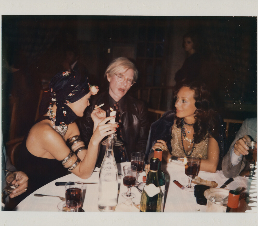 «Don't think about making art, just get it done. Let everyone else decide if it's good or bad, whether they love it or hate it. While they are deciding, make even more art.» Andy Warhol. «Don't think about making art, just get it done. Let everyone else decide if it's good or bad, whether they love it or hate it. While they are deciding, make even more art.» Andy Warhol.