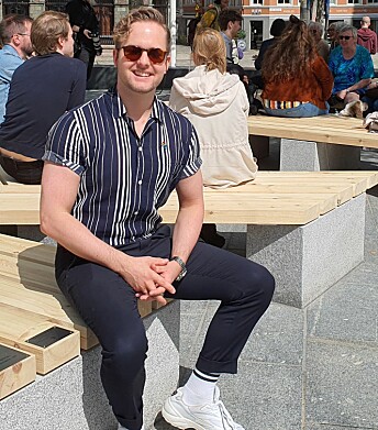 Som leder av Regnbuedagene i Bergen har Joakim Aadland holdt et fast grep om Pride-feiringen i byen de siste årene. Han holder også i roret når Pride Cruise-båten seiler ut fra Bergen siste helgen i april.