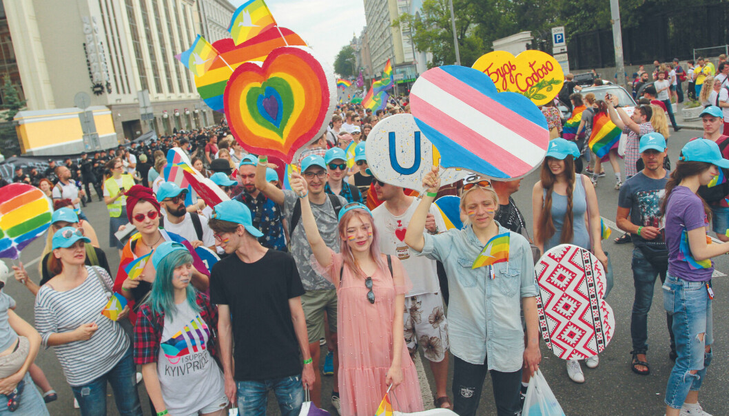 Enkeltmennesker og ikke-statlige organisasjoner som Safebow, hjelper sårbare og skeive ukrainere på flukt. Bildet er fra Kyiv Pride 2019.