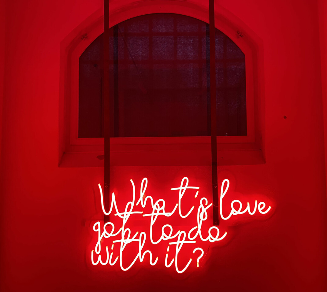 «What’s love got to do with it?» av Einar Hyndøy for HivNorge.
