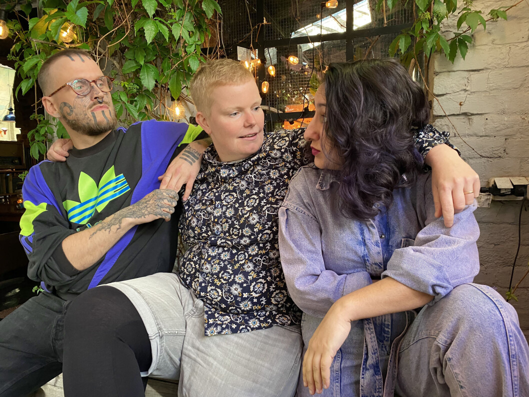 – Pride er ikke aktivisme lenger. Hvorfor er vi ikke sinna lenger? Hvorfor driver vi ikke med sivil ulydighet? – Pride er ikke aktivisme lenger. Hvorfor er vi ikke sinna lenger? Hvorfor driver vi ikke med sivil ulydighet?