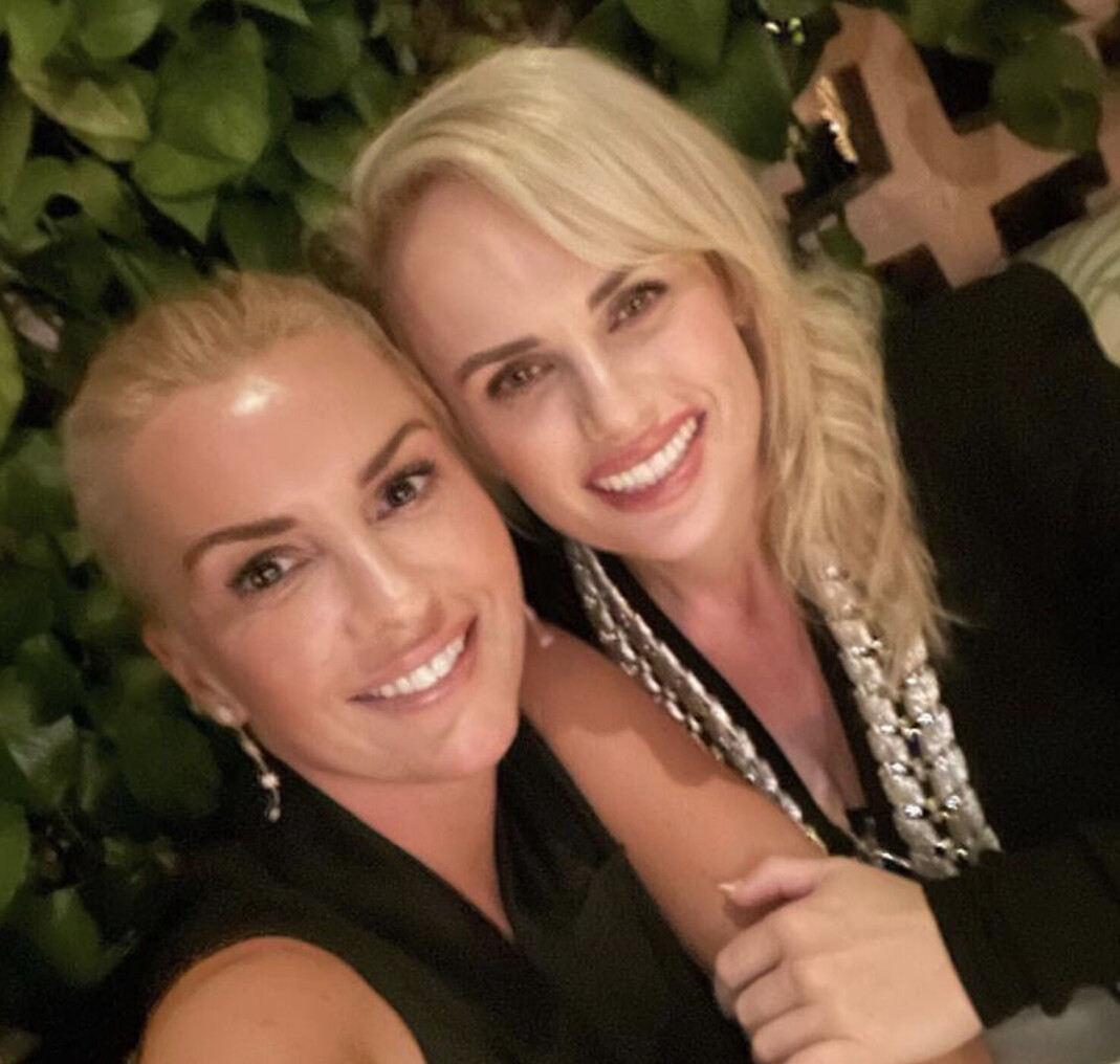 Ramona Agruma og Rebel Wilson. Ramona Agruma og Rebel Wilson.