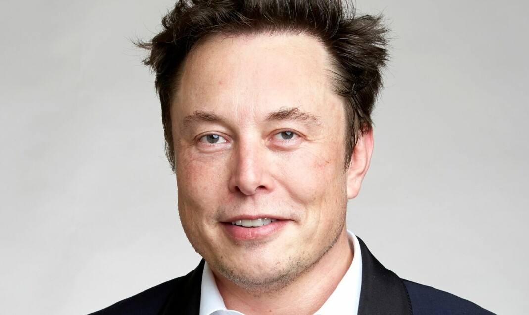 Business- og techgiganten Elon Musk er best kjent som mannen bak SpaceX og som tidligere Tesla-direktør. Han troner øverst på både Bloomberg Billionaires Index og Forbes milliardærliste som verdens rikeste person.