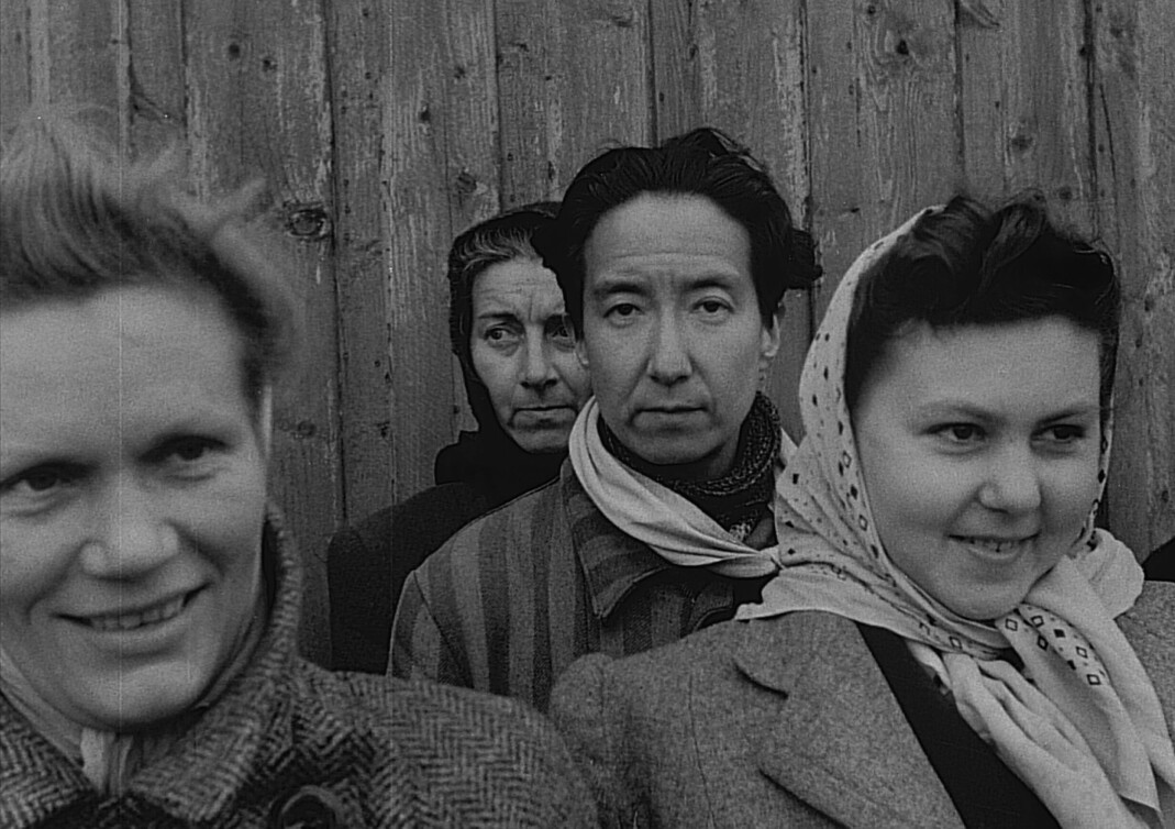 Nadine ankom Malmö, Sverige, 28. april 1945, sammen med nesten 2000 overlevende fra leirene, reddet av svenske Røde Kors. Nadine er synlig i arkivopptakene som ble tatt av en svensk nyhetsfilmfotograf samme dag.