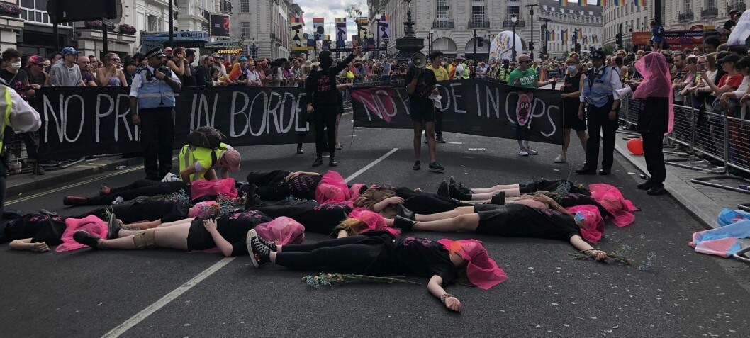 Aktivister blokkerte Londons prideparade i protest mot politiet