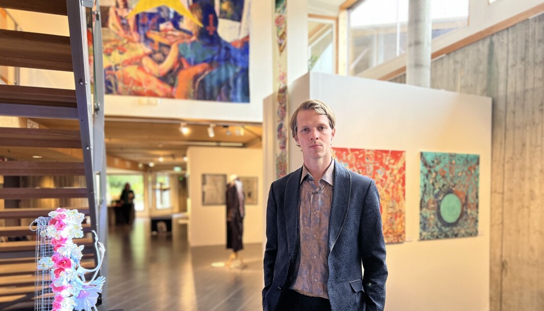 Frederick Nathanael i Pride Arts utstilling «Queer Spirit» på Stiklestad Nasjonale Kultursenter. Frederick Nathanael i Pride Arts utstilling «Queer Spirit» på Stiklestad Nasjonale Kultursenter.
