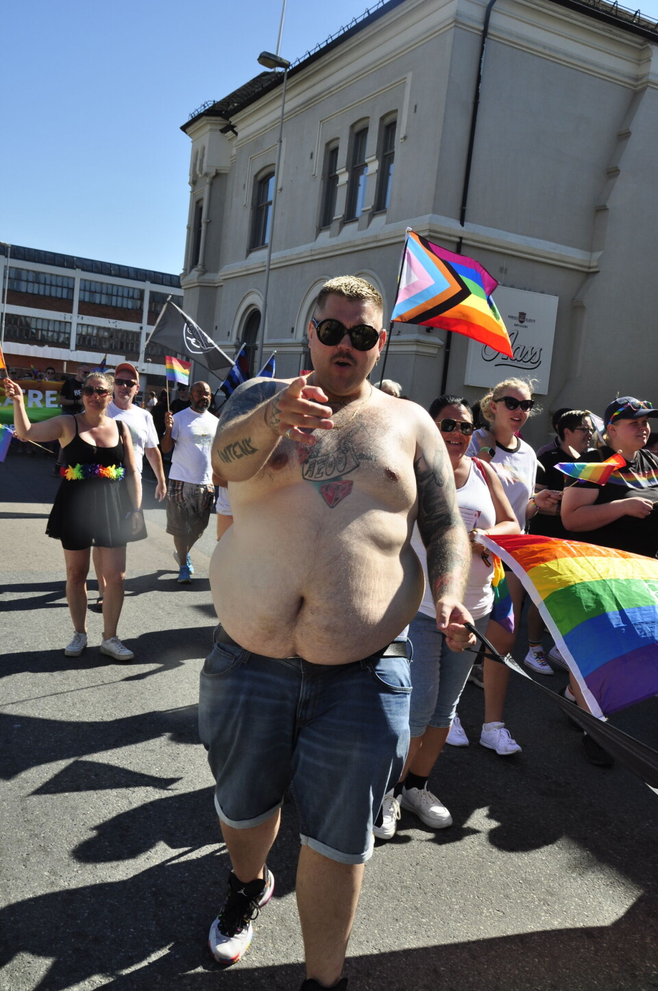 Kofter og lær på Drammen Pride