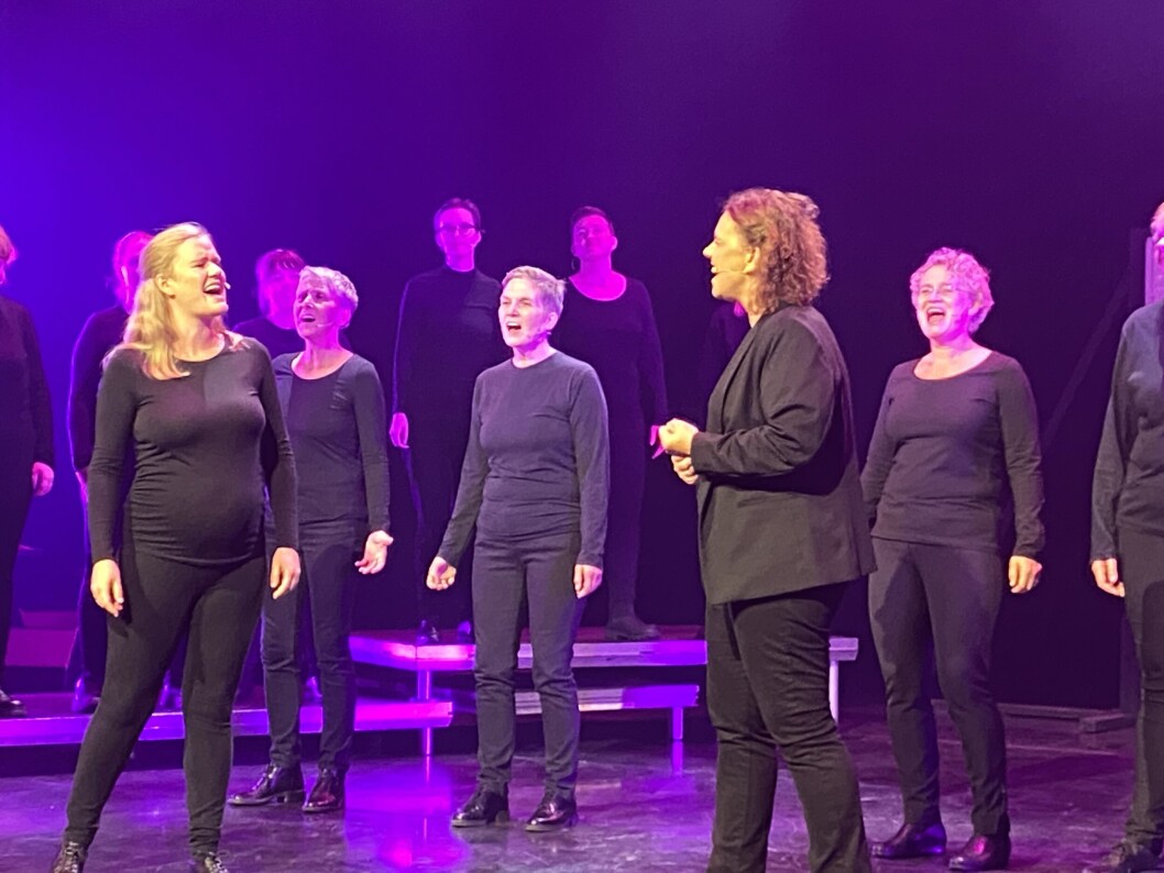 Solister Karoline Ekeli Sætevik og Ann Elisabeth Tveit. Solister Karoline Ekeli Sætevik og Ann Elisabeth Tveit.