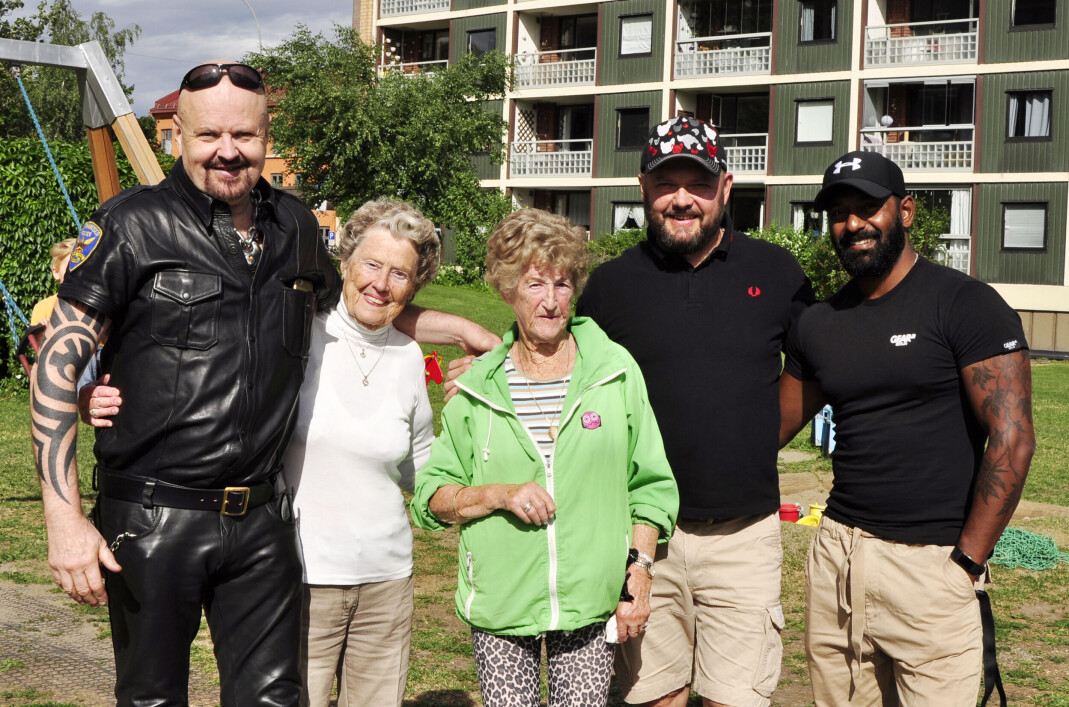 f.v. Svein Skeid, Immi Kristiansen, Petrine Rygh og Sigve og Bjarte Sandvik Lærdal på Enerhaugen Pride 2018. f.v. Svein Skeid, Immi Kristiansen, Petrine Rygh og Sigve og Bjarte Sandvik Lærdal på Enerhaugen Pride 2018.