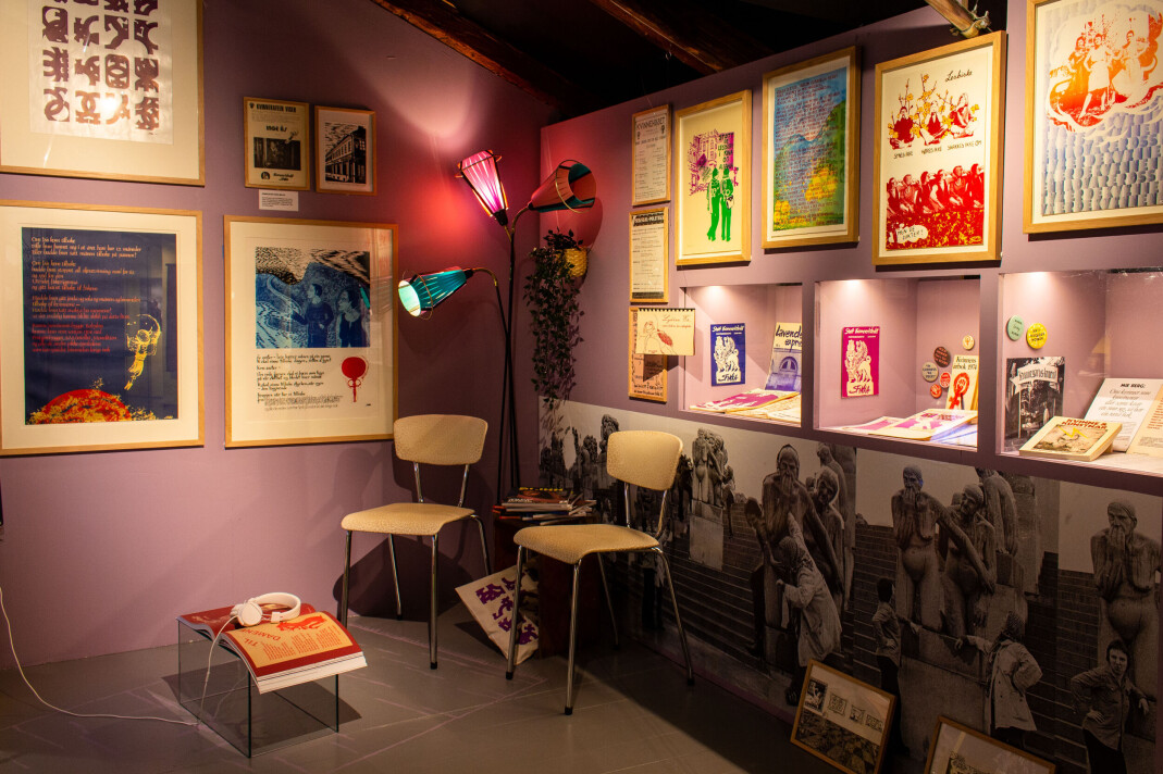 Utstillingen «Skape(t)» på Bymuseet er kuratert av PrideArt i samarbeid med SFINXA. Slik ser seksjonen som viser lesbehistorie ut. Utstillingen «Skape(t)» på Bymuseet er kuratert av PrideArt i samarbeid med SFINXA. Slik ser seksjonen som viser lesbehistorie ut.