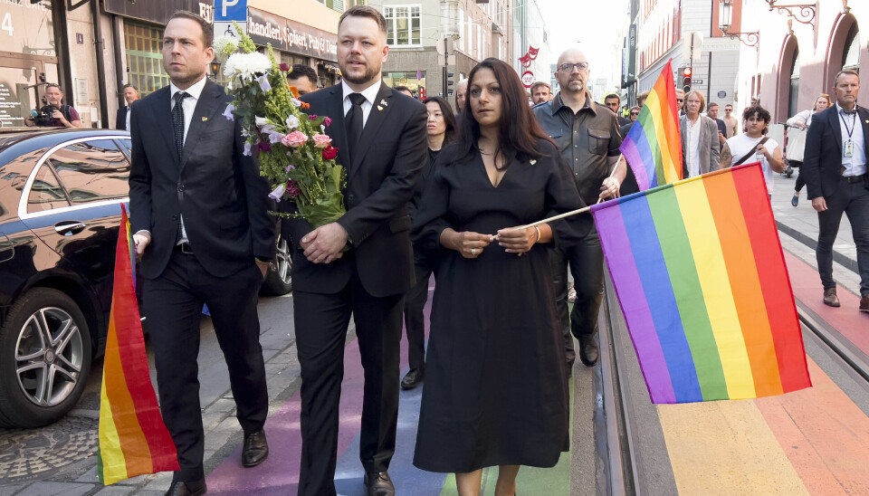 (f v) Oslo Pride-leder Dan Bjørke, FRI-leder Inge Alexander Gjestvang og Hanne Farideh Lyseth, generalsekretær i Skeiv Verden.