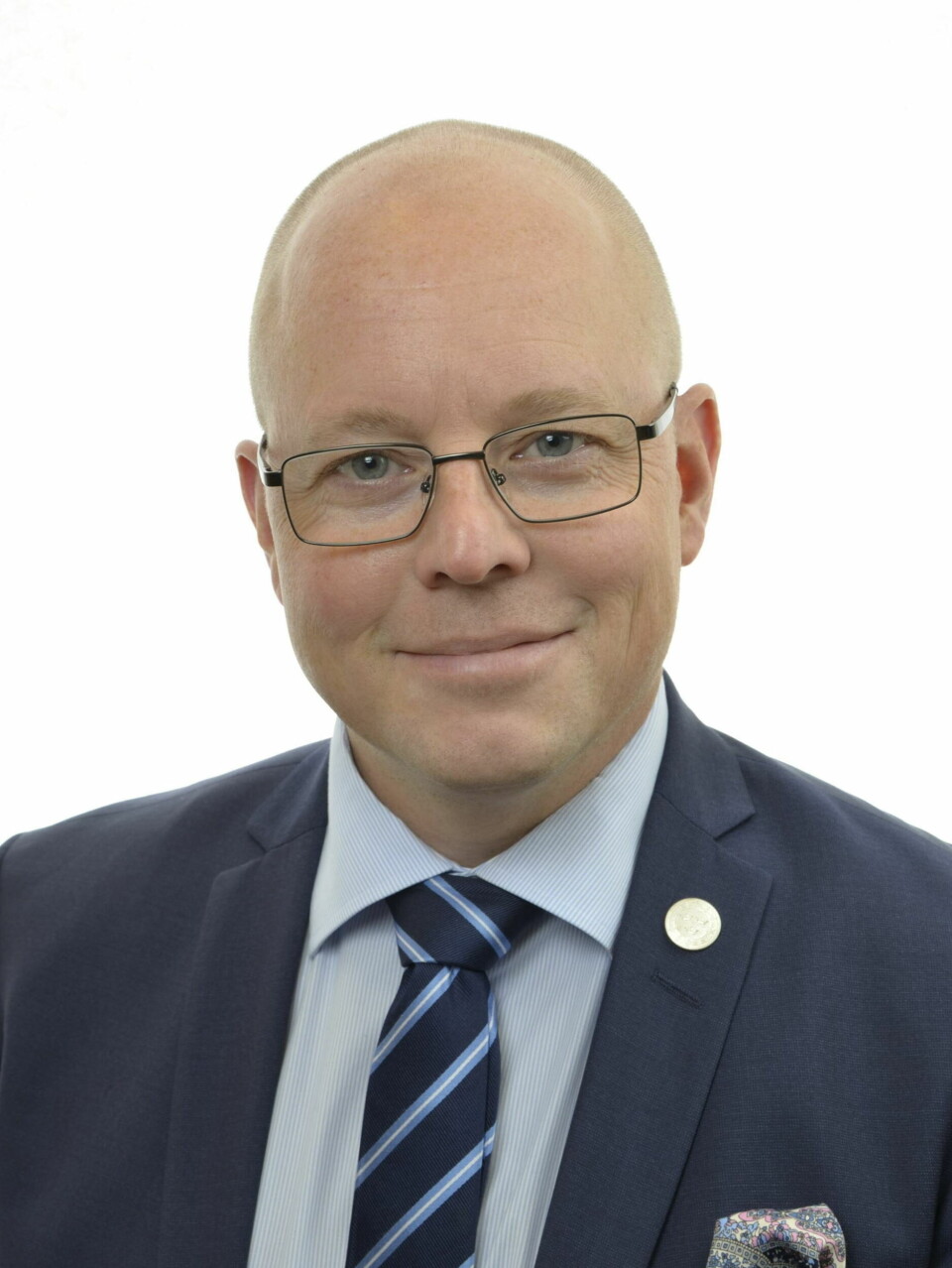 Sverigedemokraternas riksdagsmedlem Björn Söders påstand om at pride har koblinger til pedofili har utløst bråk i parlamentet i Sverige.