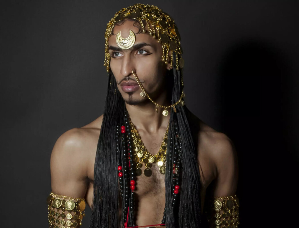 I januar i år kjøpte Kunst i offentlige rom (KORO) inn femten skulpturer fra serien «Glowing Phalanges» av Ahmed Umar.