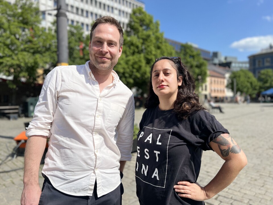 Oslo Pride-leder Dan Bjørke og Begard Reza, generalsekretær i Salam.