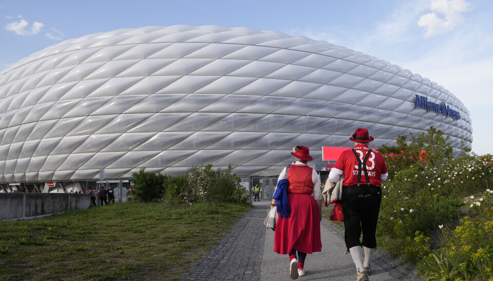 Arenaen i München skal lyses opp i regnbuefargene under EM, men ikke på kampdager.