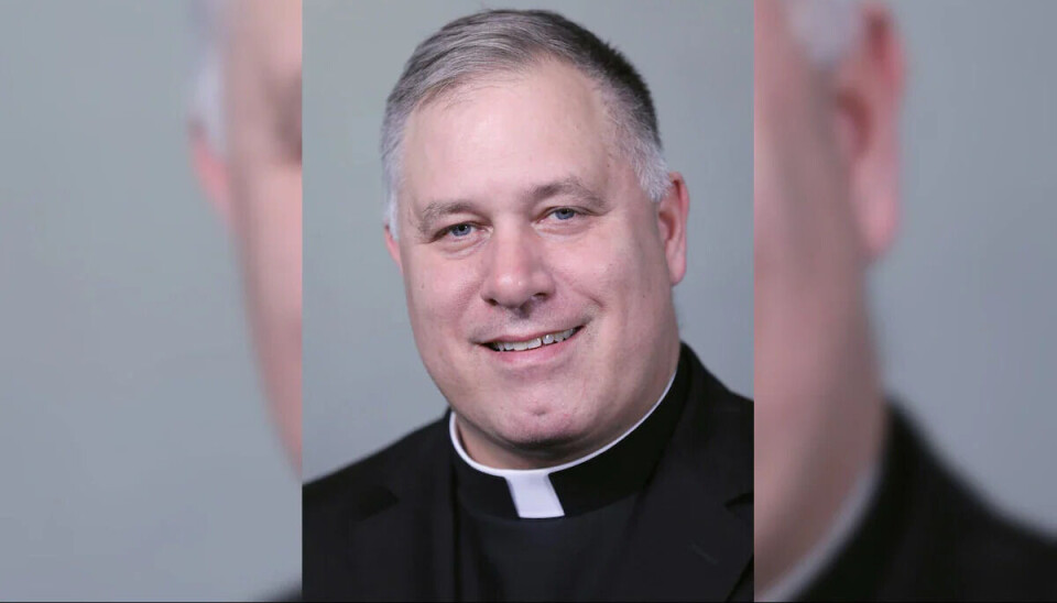 Ifølge søksmålet sier Jeffrey Burrill at han aldri ville ha registrert seg på Grindr hvis han hadde visst at data ville bli tilgjengelig for offentligheten.