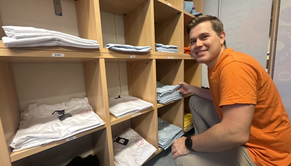 Leiar Anbjørn Steinholm Frislid på lageret til den nye nettbutikken.