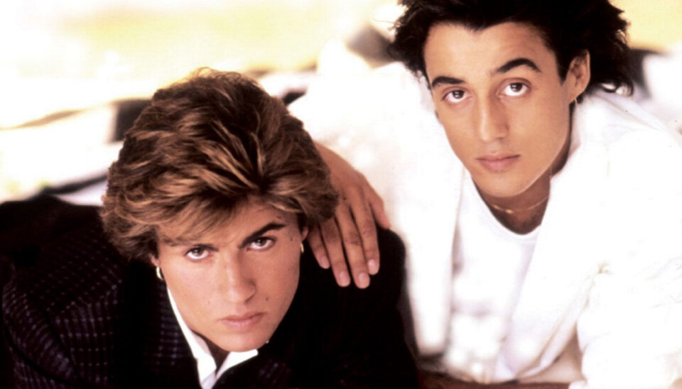 George Michael og Andrew Ridgeley i Wham! i full åttitallsstil.
