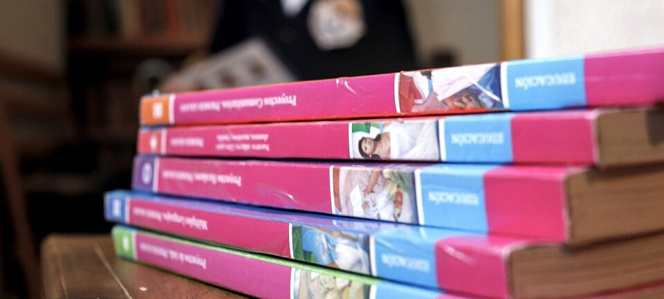 Bruker skolebøker som sier at homofili er «avskyelig»