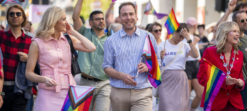 Prideprotest utenfor Ungarns ambassade fredag