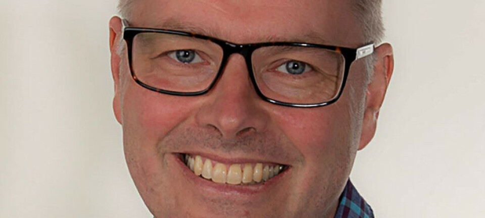 Ut av et skap og inn i flere skuffer