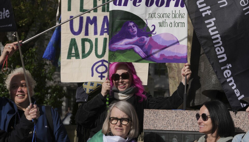 Aktivister utenfor høyesterett i London da saken ble avgjort onsdag.