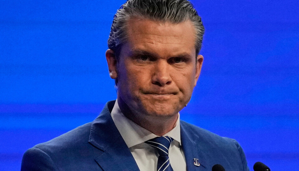 USAs forsvarsminister Pete Hegseth vil at et marinefartøy som har navn etter et skeivt ikon, skal bytte navn. Foto: Anupam Nath / AP / NTB
