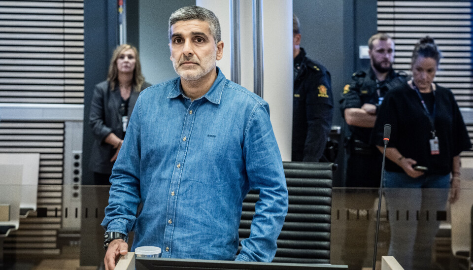 Arfan Bhatti før sin forklaring i rettssal 250 i Oslo tingrett onsdag. Arfan Bhatti er tiltalt for medvirkning til terror etter skyteangrepet i Oslo sentrum 25. juni 2022.