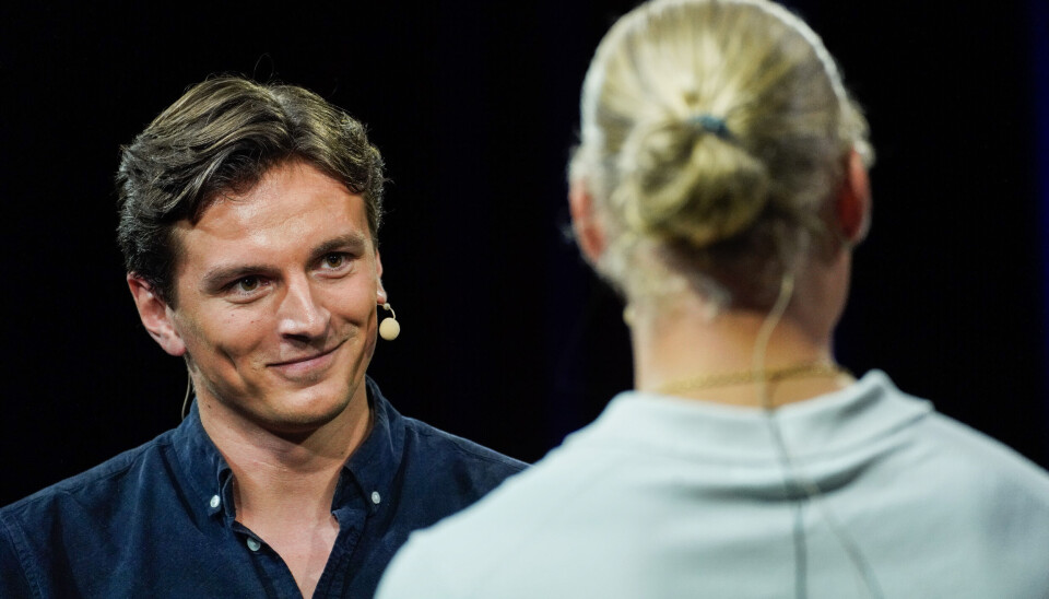 Unge Høyre-leder Ola Svenneby mener at partiledelsen i Høyre har et ansvar for det dårlige valgresultatet.
