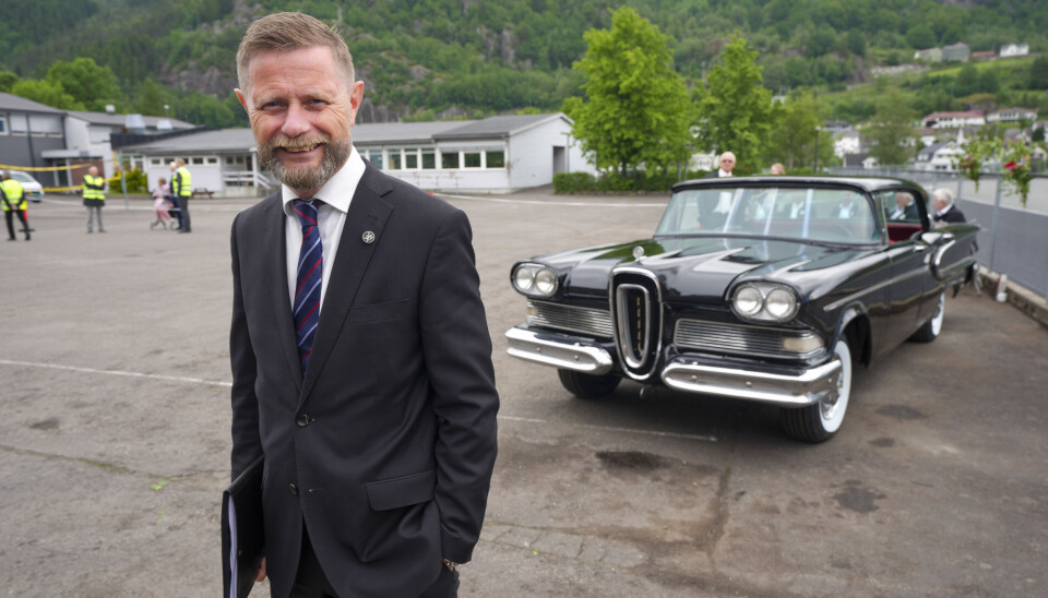 Statsforvalter i Rogaland og tidligere helseminister Bent Høie har giftet seg. Her avbildet under Kongens fylkesbesøk i Rogaland i mai i fjor.